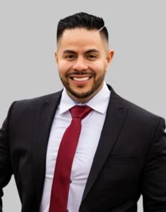 Ruben D. Valdes, tax professional, in a professional headshot